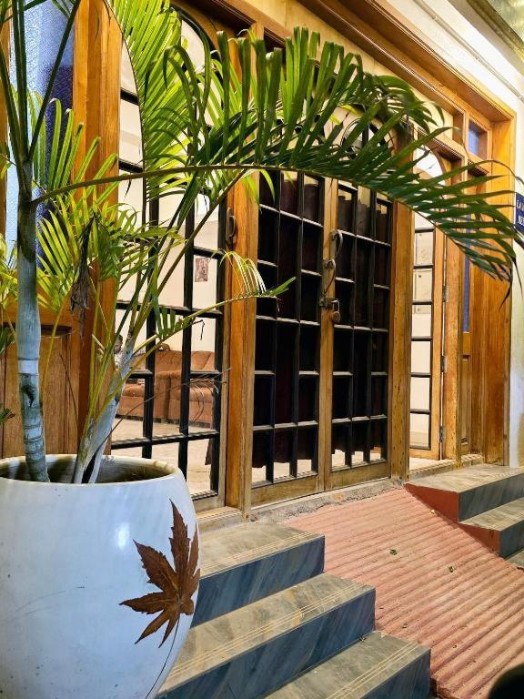 Le Township Residency Hotel Пондичери Екстериор снимка