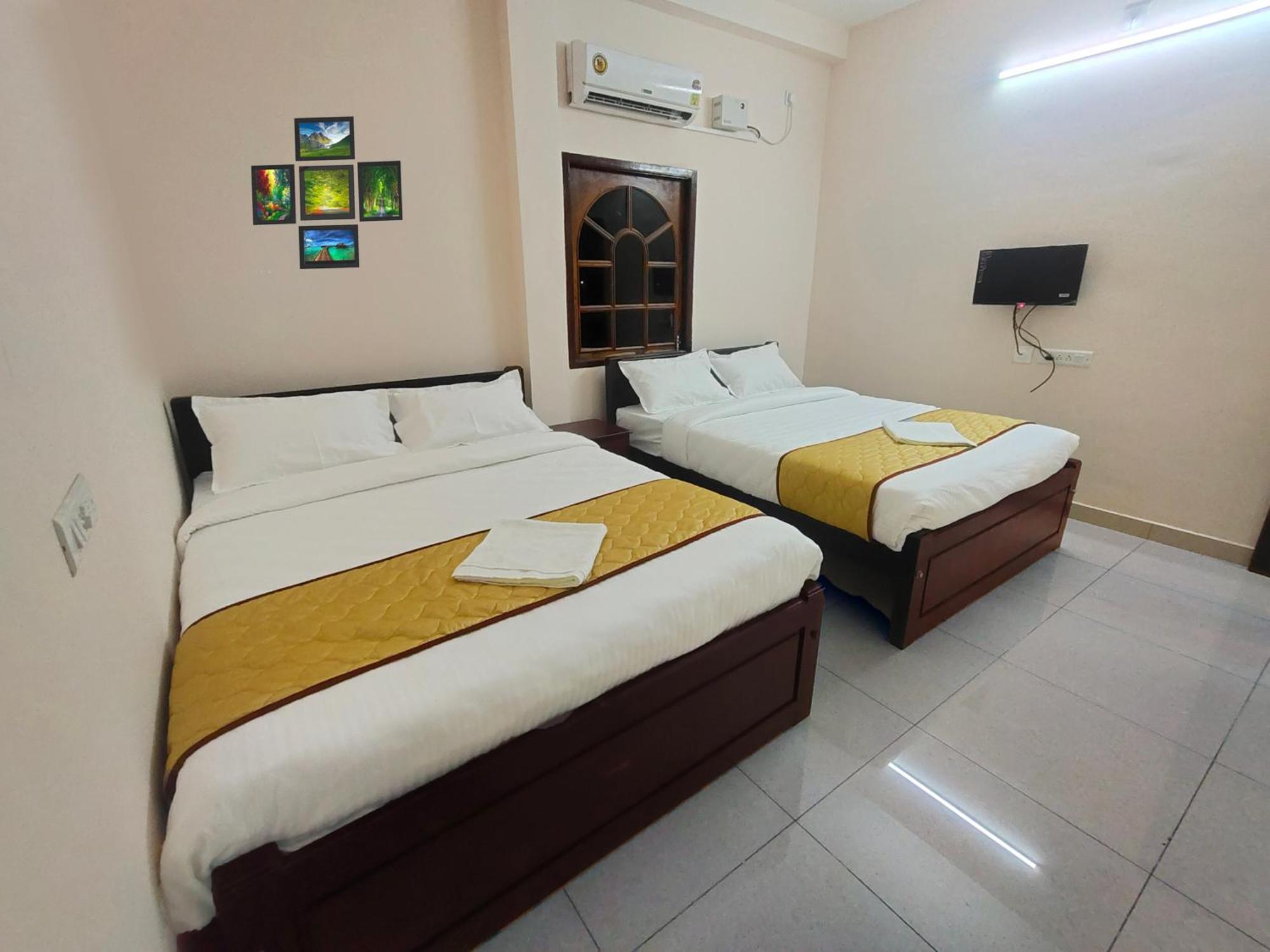 Le Township Residency Hotel Пондичери Екстериор снимка