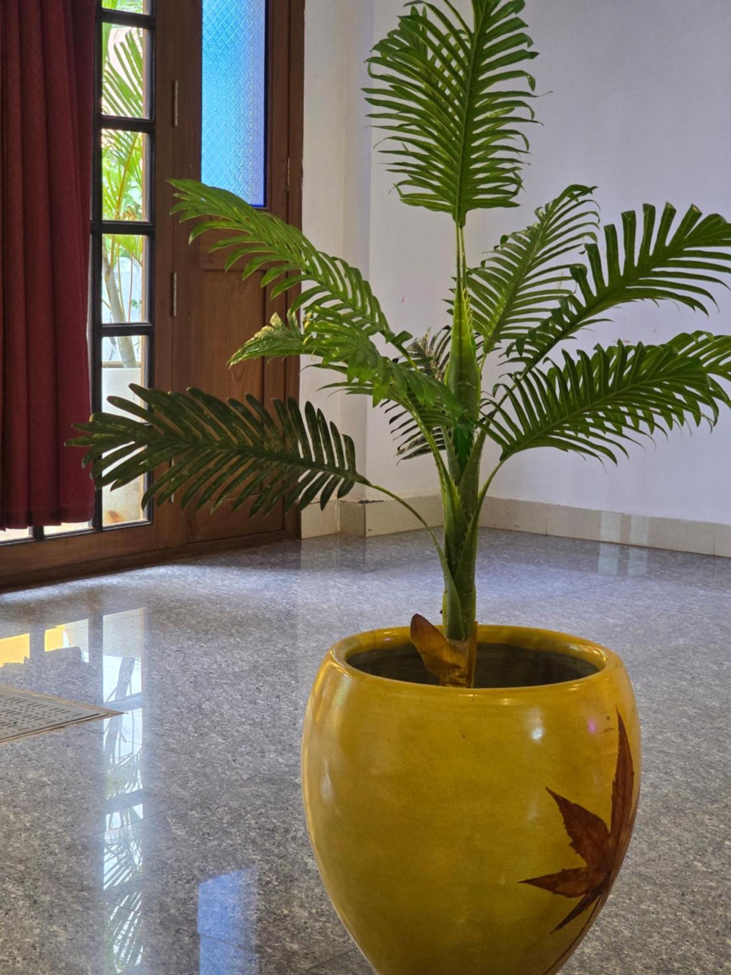 Le Township Residency Hotel Пондичери Екстериор снимка